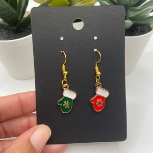 🎄Mismatched Christmas Mittens Gold Plated Enamel Drop Earrings